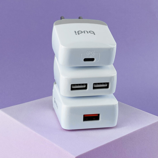 M8J940E (AC940)EW - Home Charger Budi 2 USB 2.4A top slots