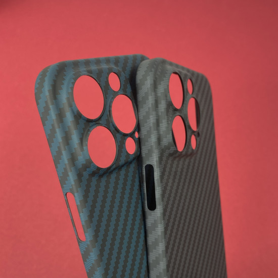 FIBRA Carbonite case with MagSafe iPhone 13 Pro